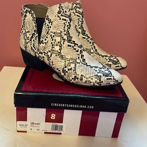 NWT Sam Edelman Bootie